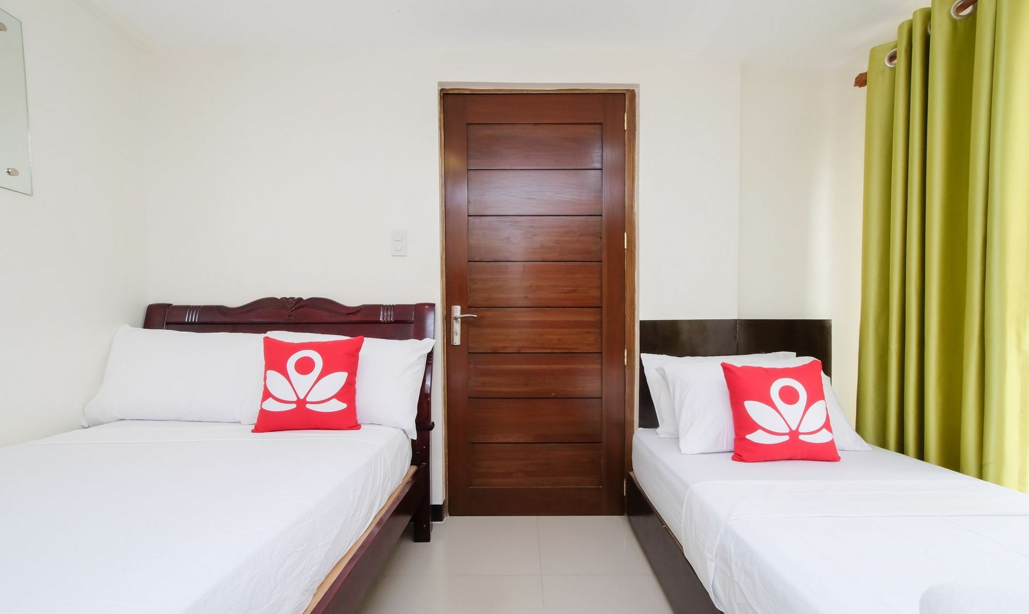 Zen Rooms Time Travellers Makati Μακάτι Εξωτερικό φωτογραφία