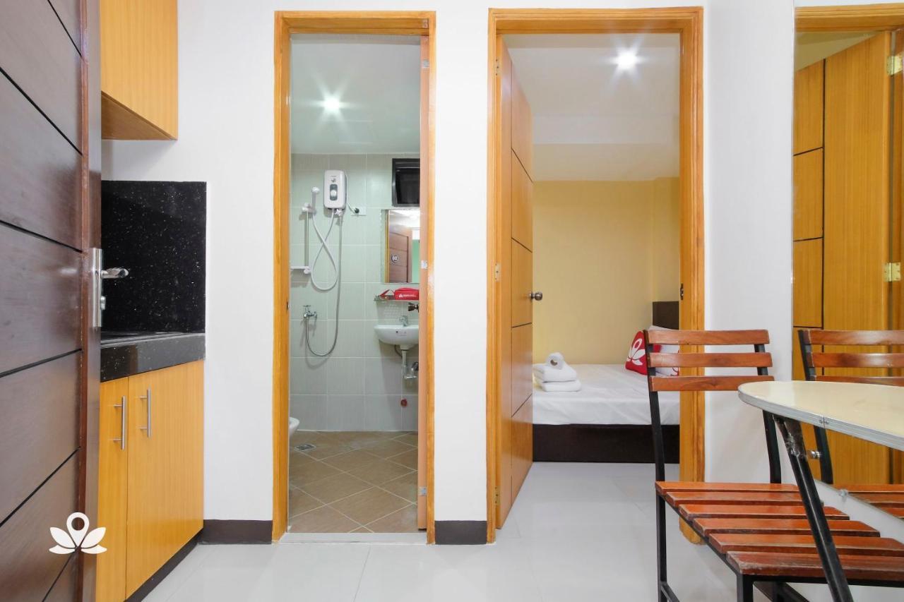 Zen Rooms Time Travellers Makati Μακάτι Εξωτερικό φωτογραφία